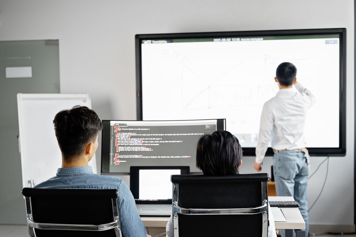 Equipo de PureTech trabajando